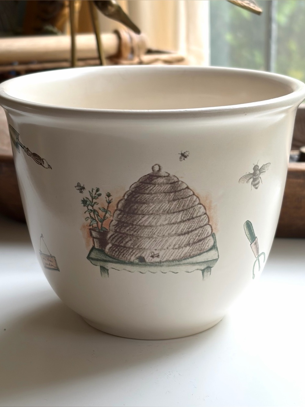 Pfaltzgraff Naturewood stoneware beehive flower pot bowl